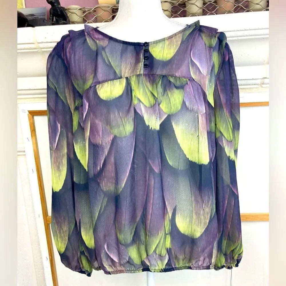 Exotic Purple & Green Organic Print Blouse w/tiny ruffles on shoulders